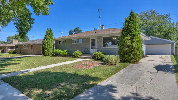 2905 S 18th St, Sheboygan, WI 53081