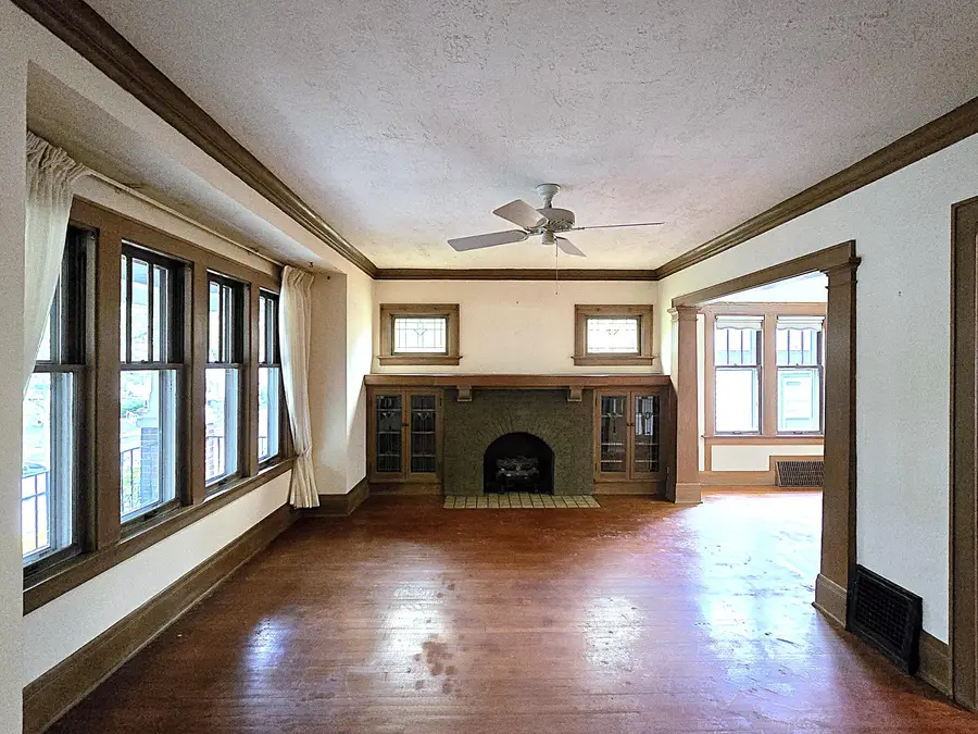 627 E Russell Ave, Milwaukee, WI 53207 - #3