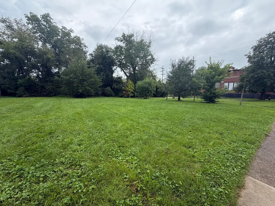 1239 Highland Ave, Racine, WI 53403 - #2
