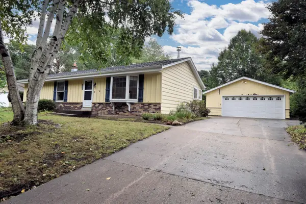 1855 Haymarket Rd, Waukesha, WI 53186