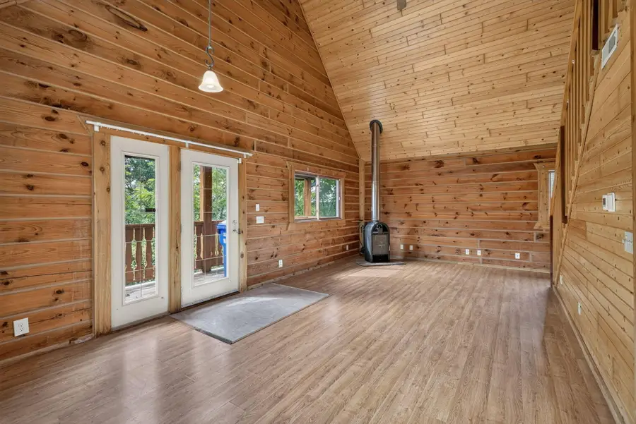 441 Overlook Ct, Warrens, WI 54666 - #2