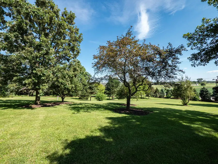 5319 69th Dr, Yorkville, WI 53182 - #3