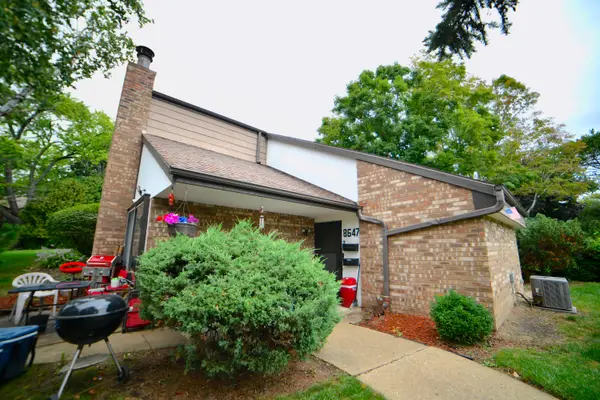 8647 N Servite Dr, Milwaukee, WI 53223