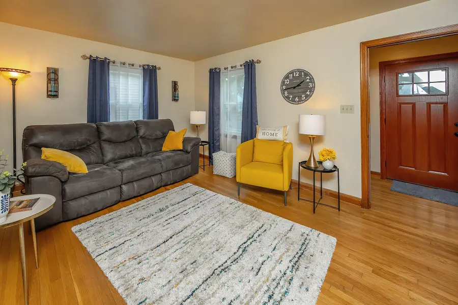 3132 S Burrell St, Milwaukee, WI 53207 - #2
