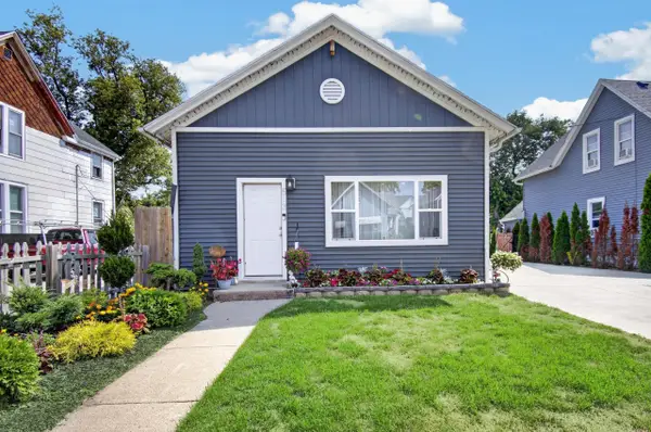 513 N Memorial Dr, Racine, WI 53404