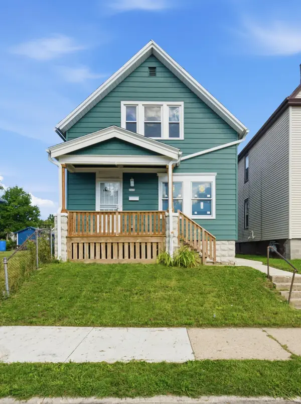 2618 N 24th Pl, Milwaukee, WI 53206
