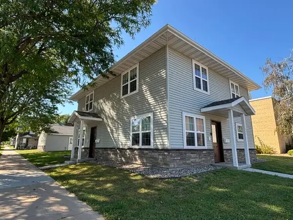 625 Wall St, La Crosse, WI 54603