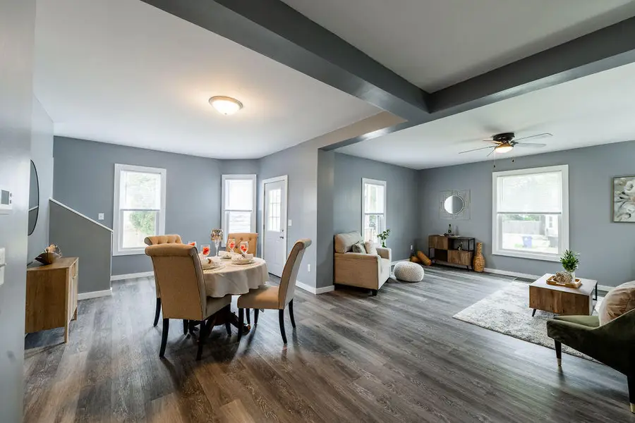 1721 Saint Clair St, Racine, WI 53402 - #3