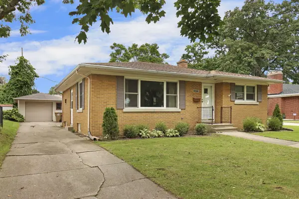 6618 43rd Ave, Kenosha, WI 53142
