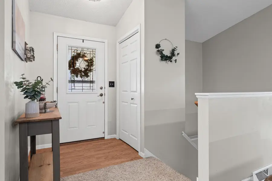 802 Silver Dr, Holmen, WI 54636 - #3