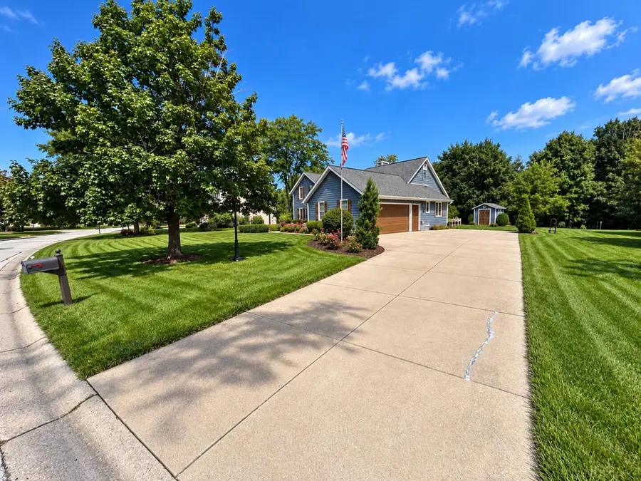 W196S8450 Plum Creek Blvd, Muskego, WI 53150 - #3