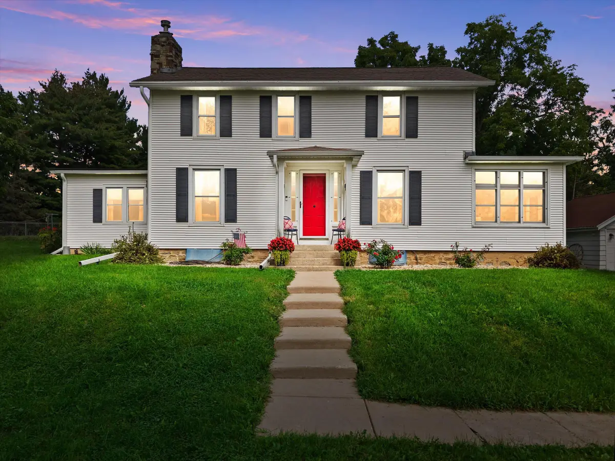 409 W Clark St, Jefferson, WI 53549 - #1