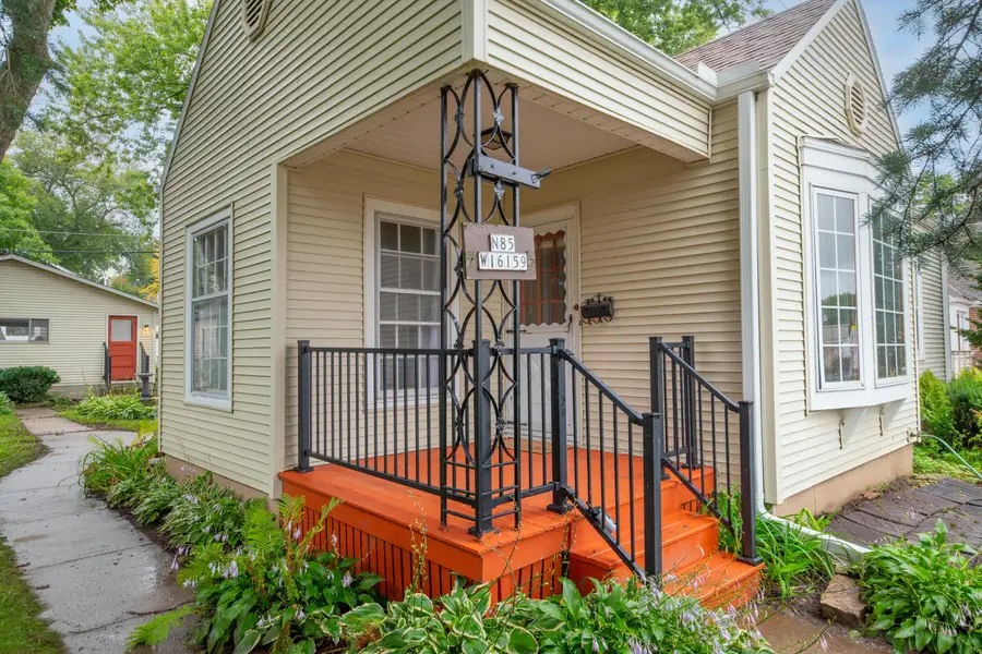 N85W16159 Appleton Ave, Menomonee Falls, WI 53051 - #3