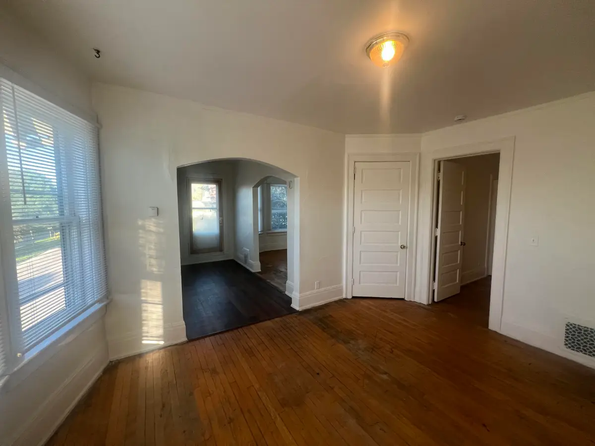 1253 N 34th St, Milwaukee, WI 53208 - #1