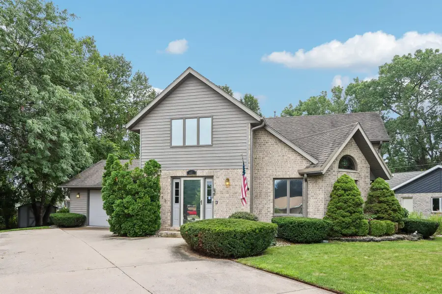432 Jennifer Ave, Burlington, WI 53105 - #2