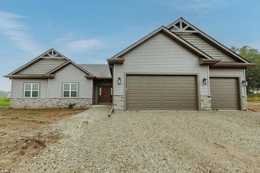 30625 Jeffrey Dr, Burlington, WI 53105 - #2
