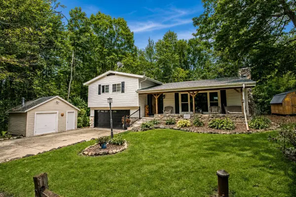 W6569 County Rd F, Cascade, WI 53011