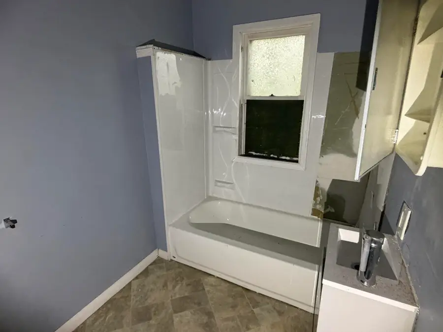 5742 N 43rd St, Milwaukee, WI 53209 - #2