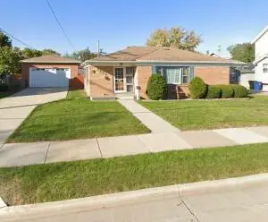 2422 21st St, Racine, WI 53403