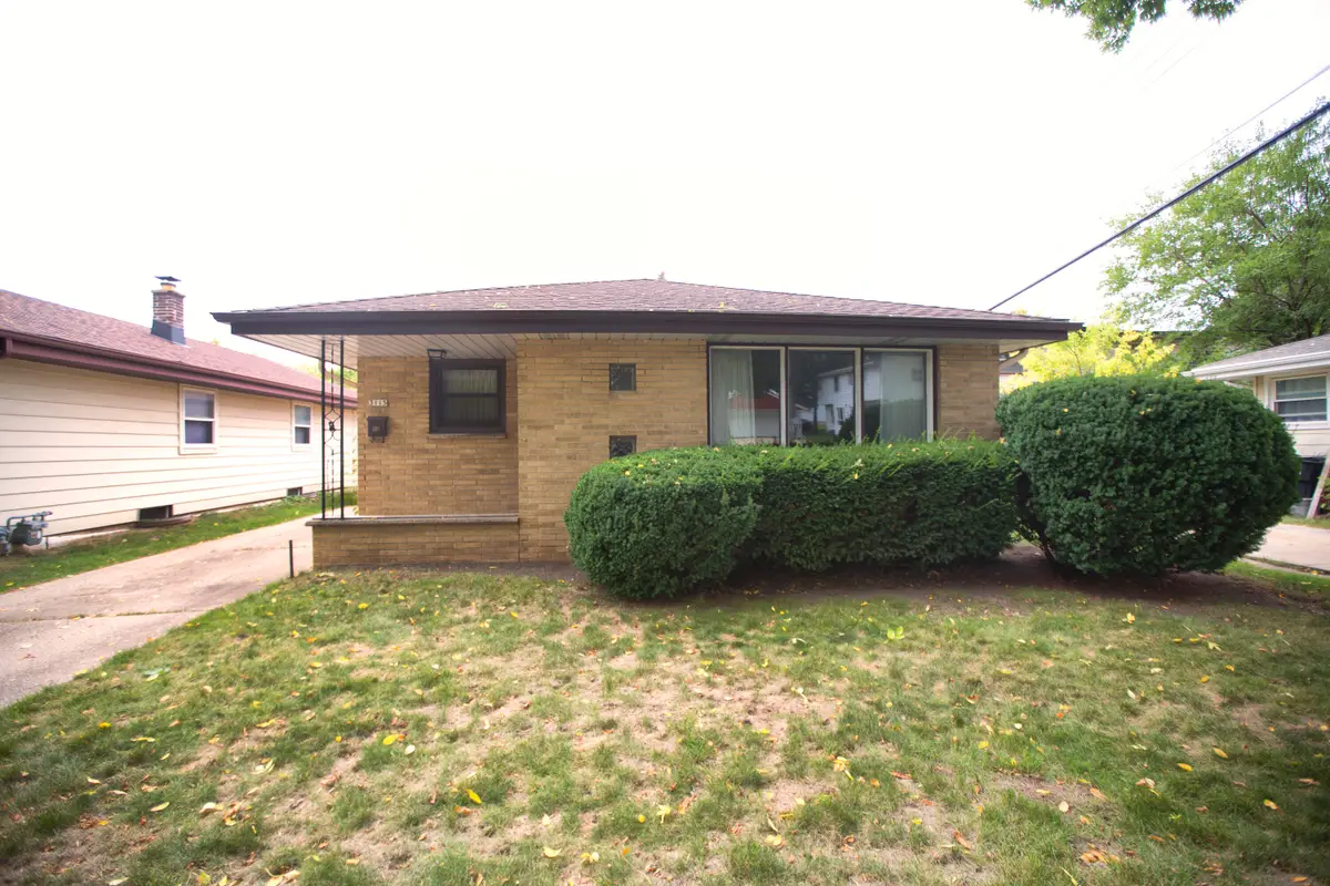 3115 S 95th St, Milwaukee, WI 53227 - #1