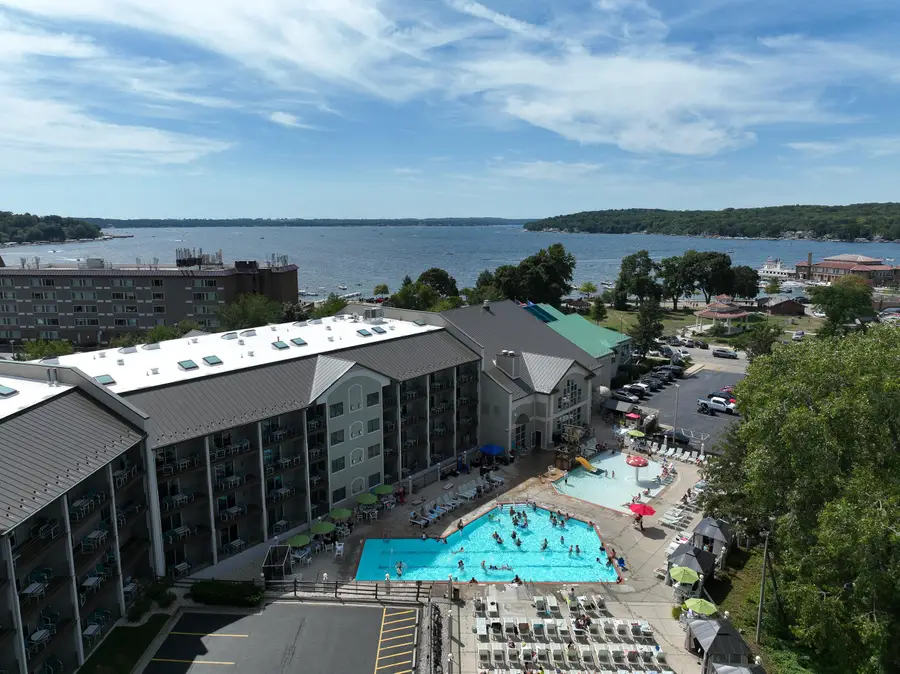 111 Center St, Lake Geneva, WI 53147 - #3