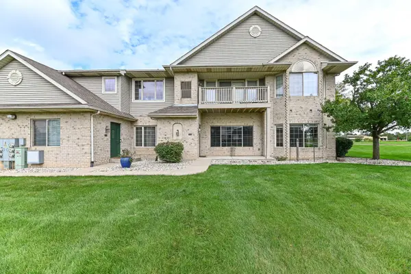 6815 53rd St, Kenosha, WI 53144