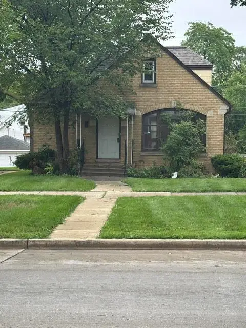 3860 N 51st Blvd, Milwaukee, WI 53216 - #1