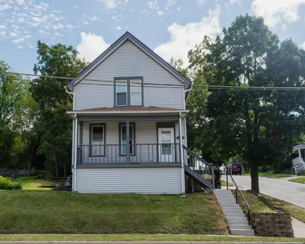 801 E Main St, Waukesha, WI 53186