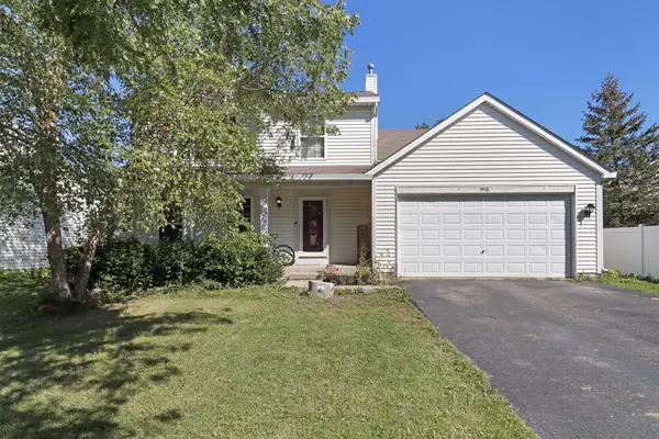 9918 66th St, Kenosha, WI 53142