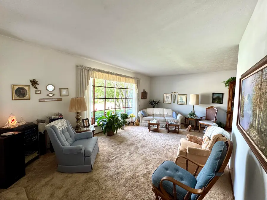 4425 89th St, Kenosha, WI 53142 - #3