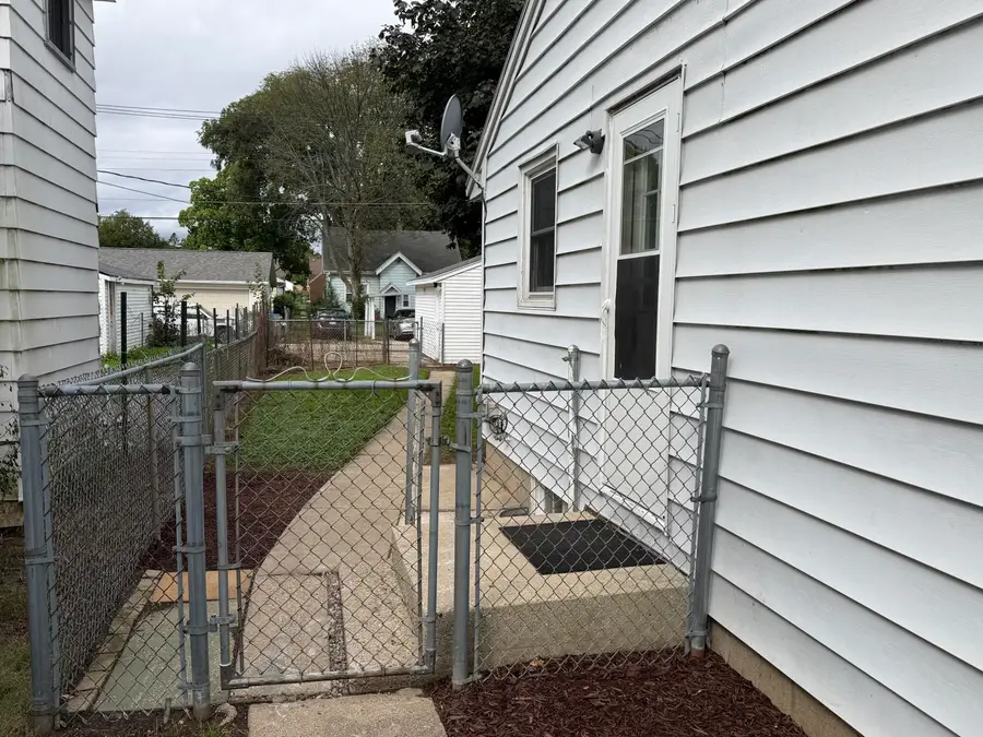4441 N 65th St, Milwaukee, WI 53218 - #2