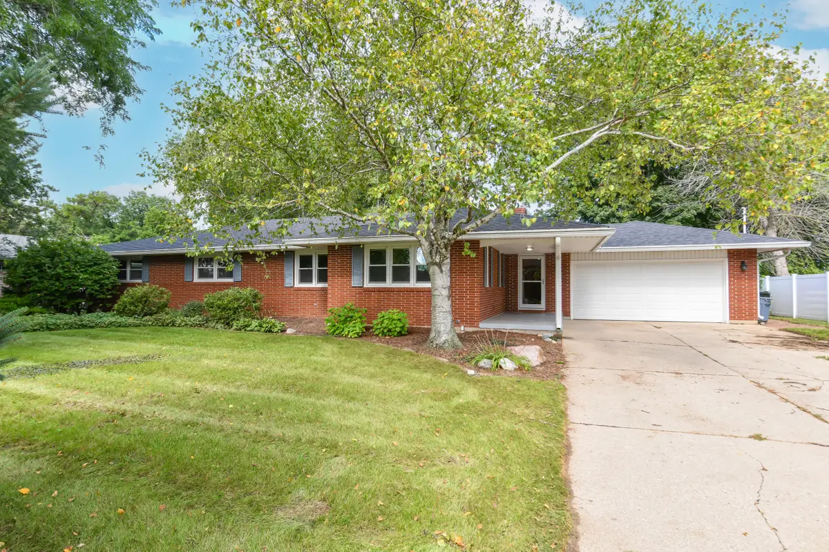 W7478 Pleasant St, Darien, WI 53115 - #1