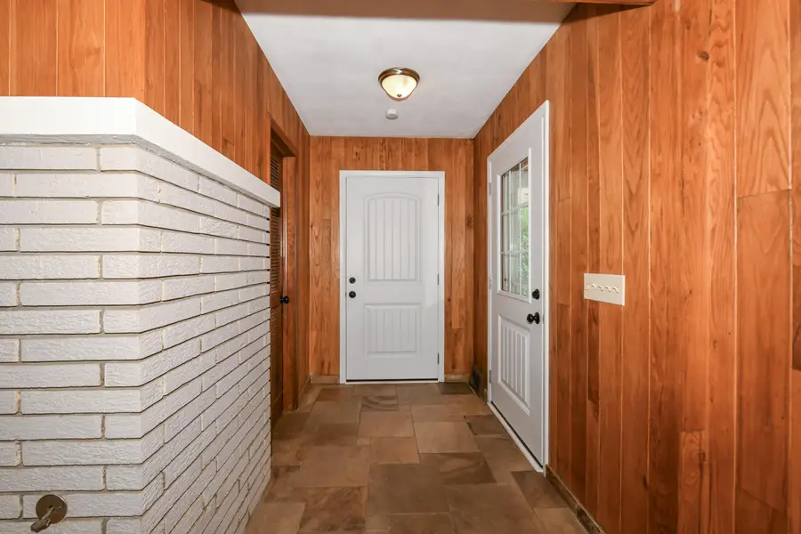 W7478 Pleasant St, Darien, WI 53115 - #2