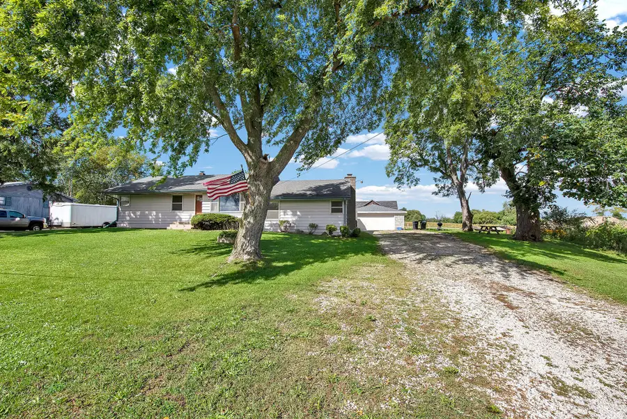 S92W22440 Henneberry Ave, Vernon, WI 53103 - #2