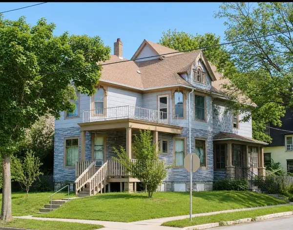 2137 W Pierce St, Milwaukee, WI 53204