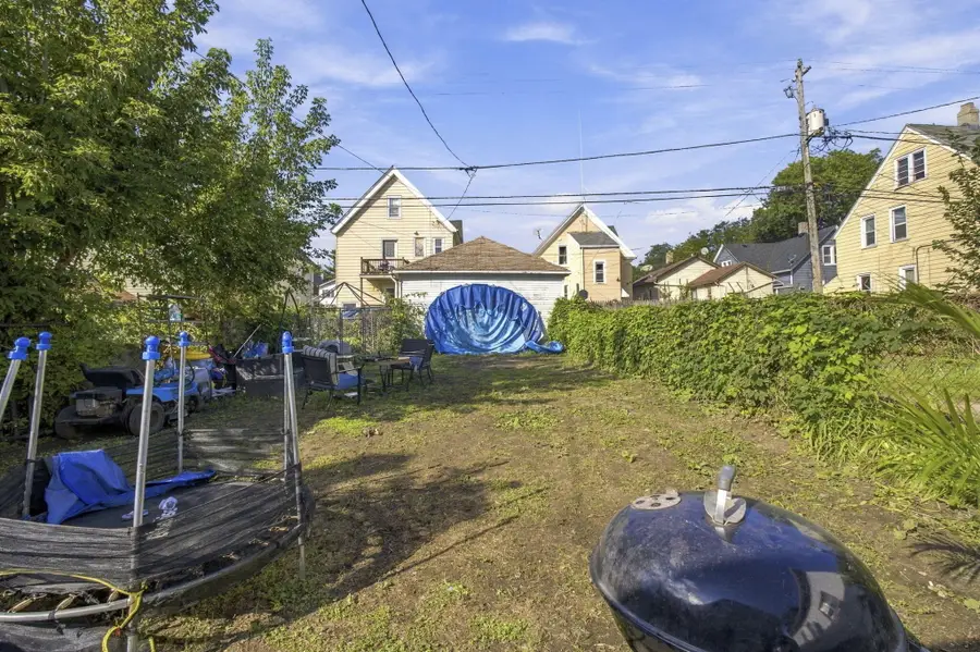 2512 W Rogers St, Milwaukee, WI 53204 - #3