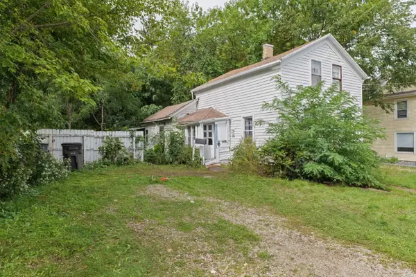 138 N George St, Whitewater, WI 53190