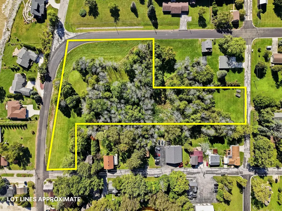 5Lts Lakeshore Rd, Cleveland, WI 53015 - #3