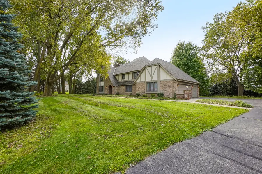 N26W30851 Golf Hills Dr, Delafield, WI 53072 - #3