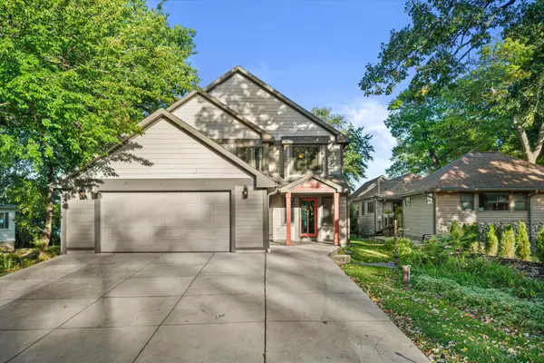 7325 W Wind Lake Rd, Waterford, WI 53185