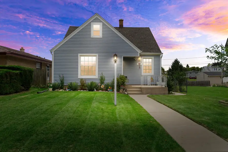 3668 S 34th St, Greenfield, WI 53221 - #3