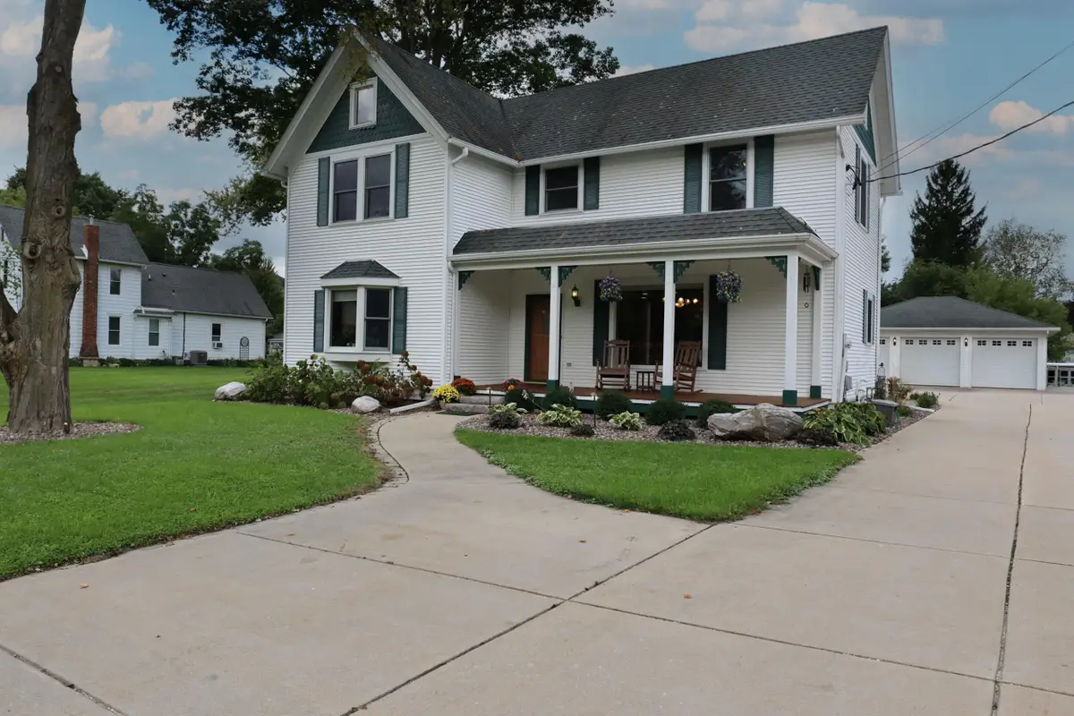 306 N Front St, Rochester, WI 53105 - #1