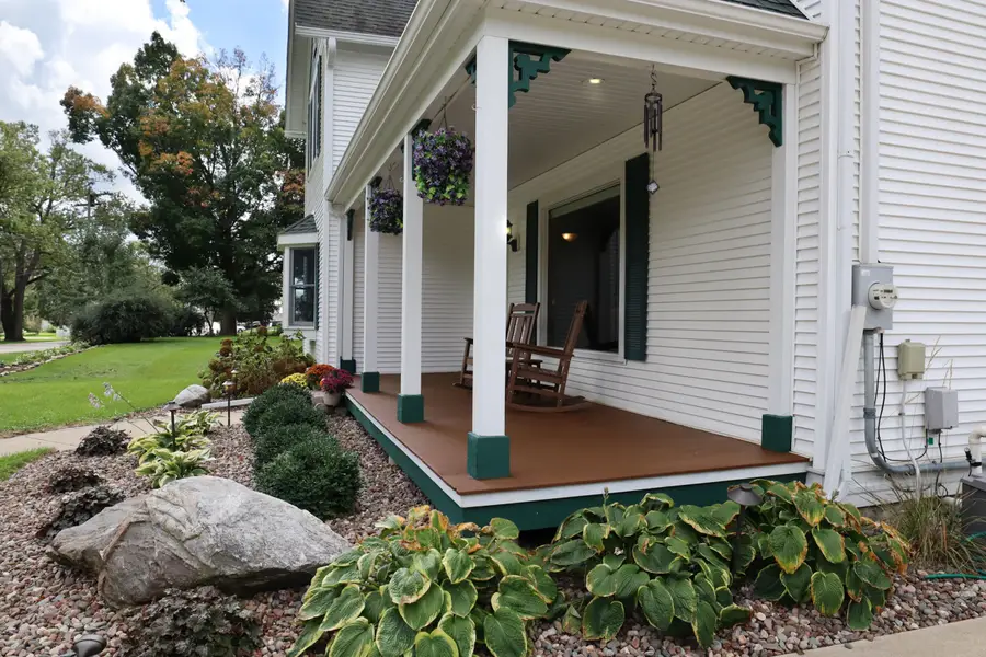 306 N Front St, Rochester, WI 53105 - #3