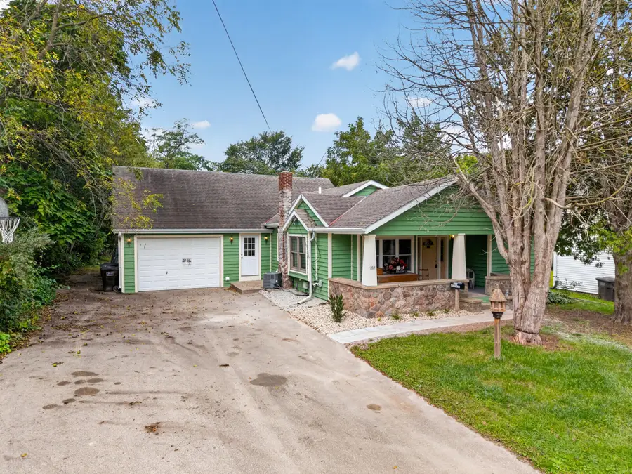 308 N Jefferson St, Whitewater, WI 53190 - #2