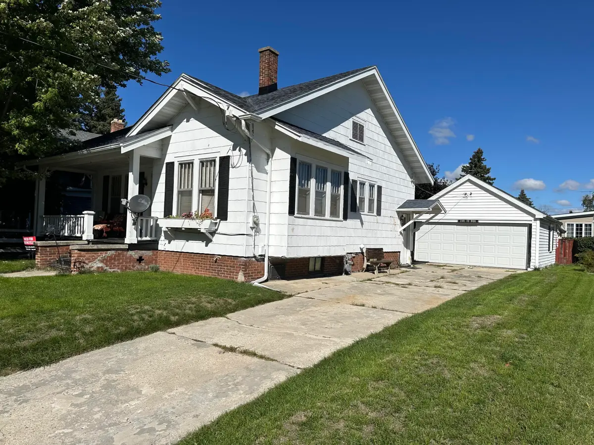 2108 New York Ave, Manitowoc, WI 54220 - #1