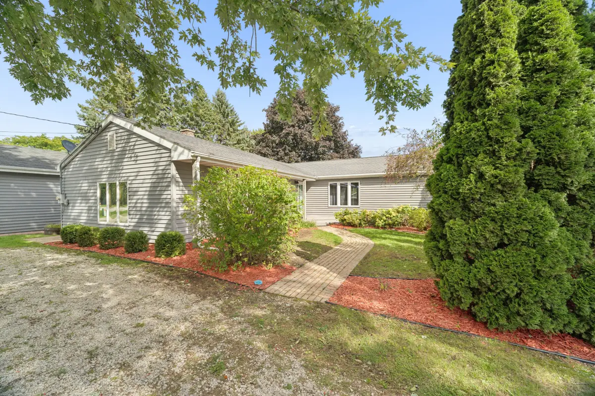 N7869 Lakeshore Dr, Friendship, WI 54937 - #1