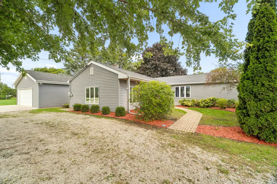 N7869 Lakeshore Dr, Friendship, WI 54937 - #2