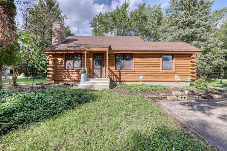 N35W28744 Old North Shore Dr, Delafield, WI 53072 - #2