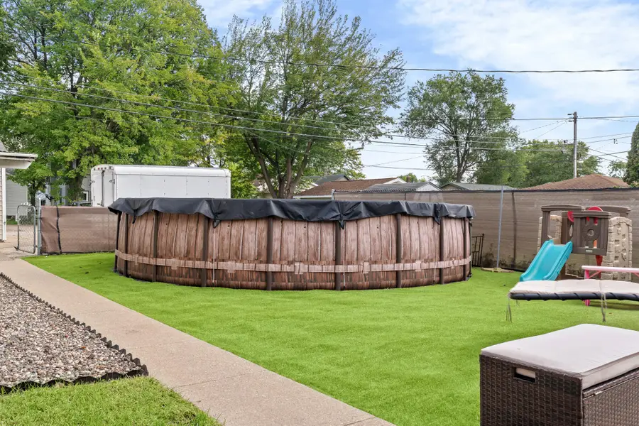 1322 Charles St, La Crosse, WI 54603 - #3