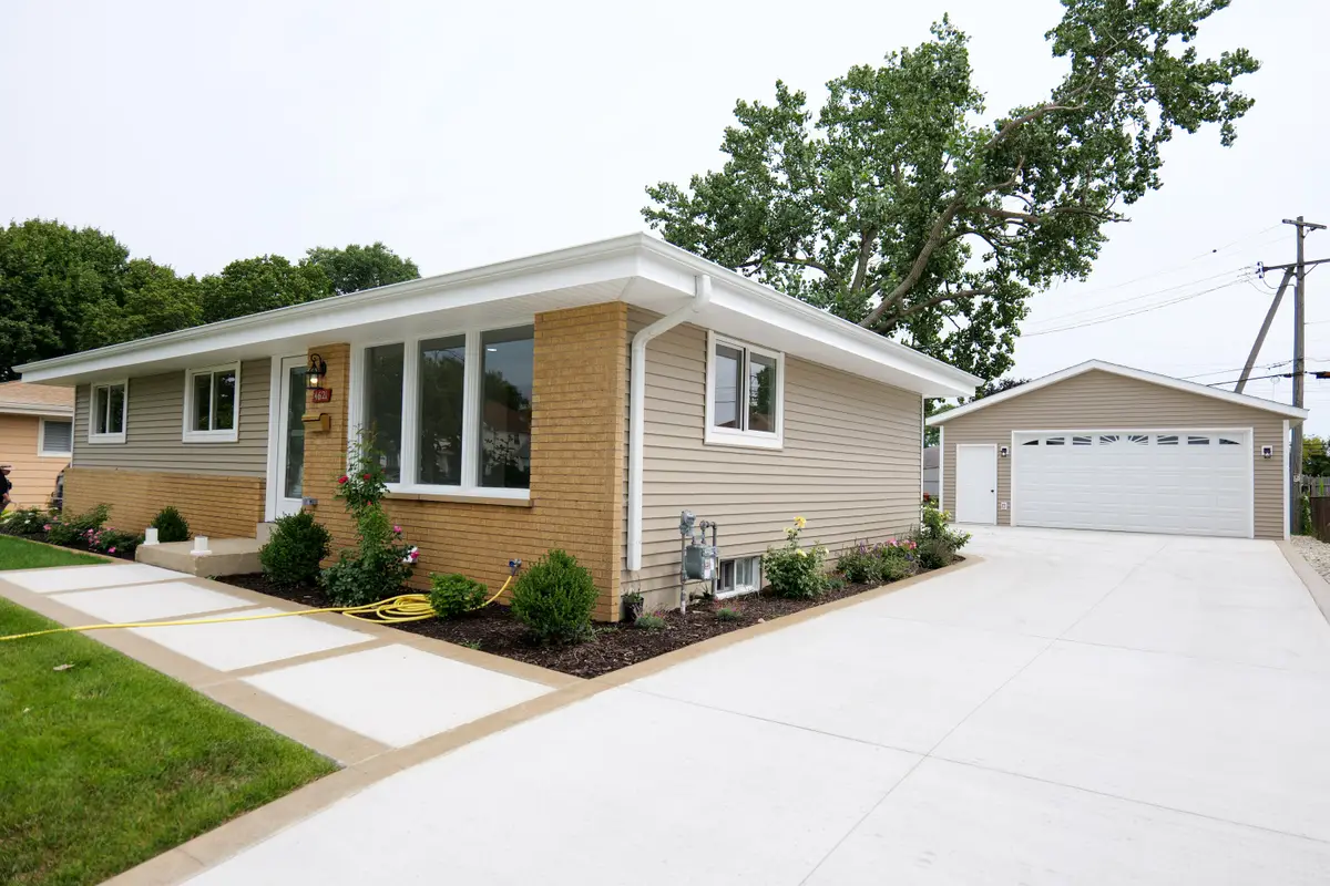 4621 39th Ave, Kenosha, WI 53144 - #1